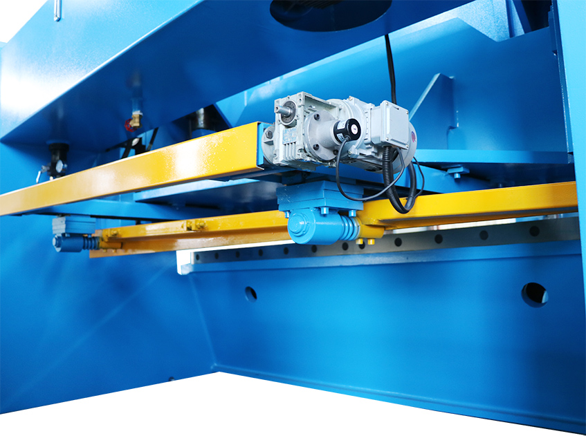 QC11Y-16x2500 Hydraulic Guillotine Shearing Machine